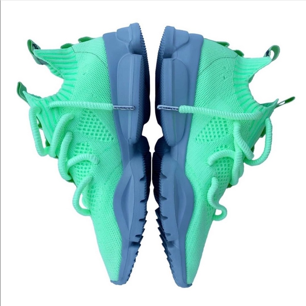 SOMEWHERE IN AMERICA CV 0.02 Slime Glow